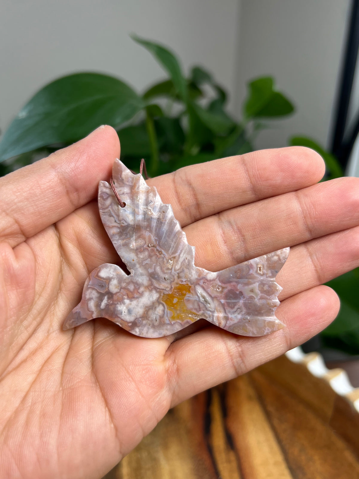 Sumatra Plume Agate Ornament Hummingbird: PE