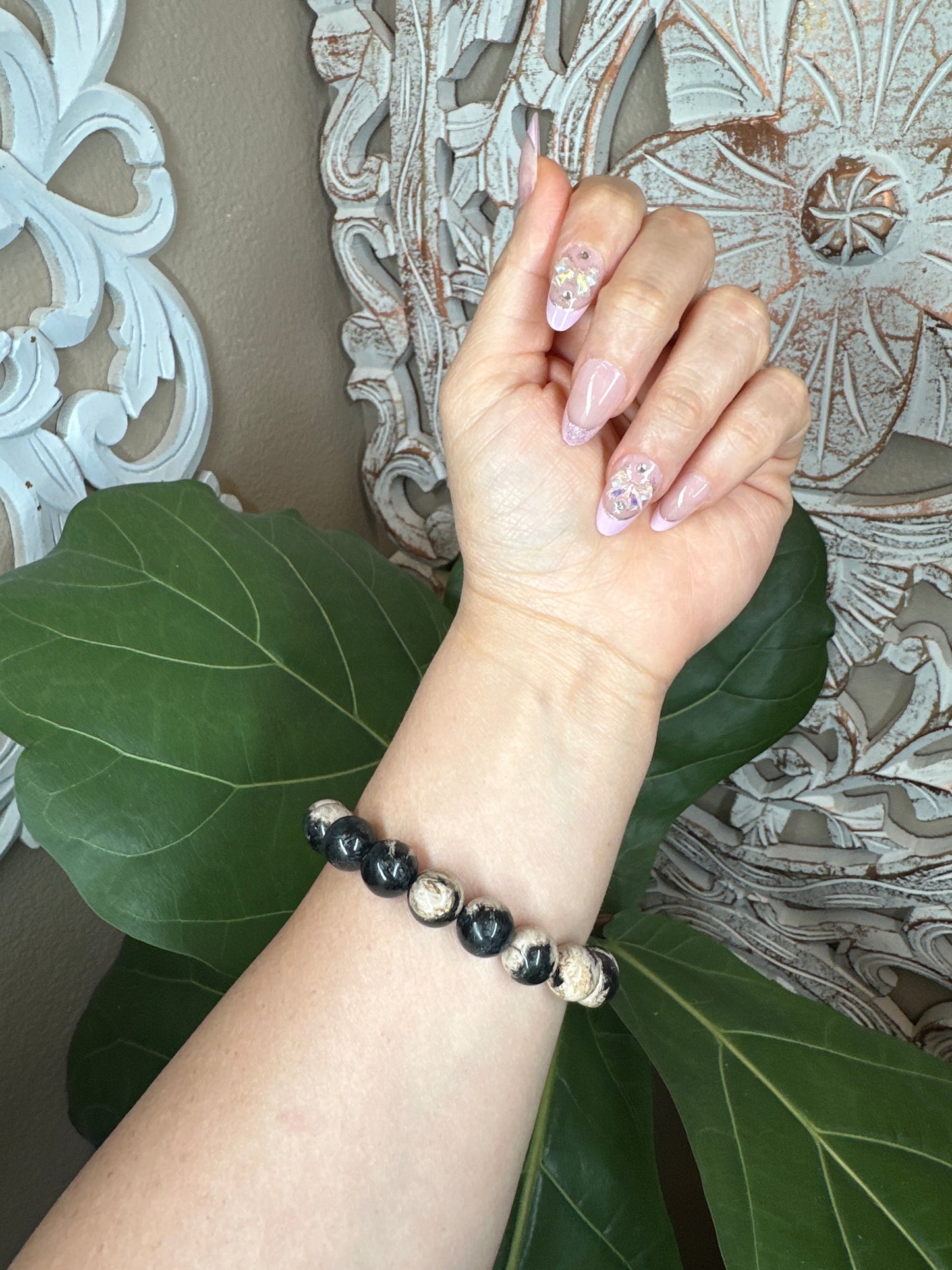 Palm Root Beaded Bracelet (12mm)