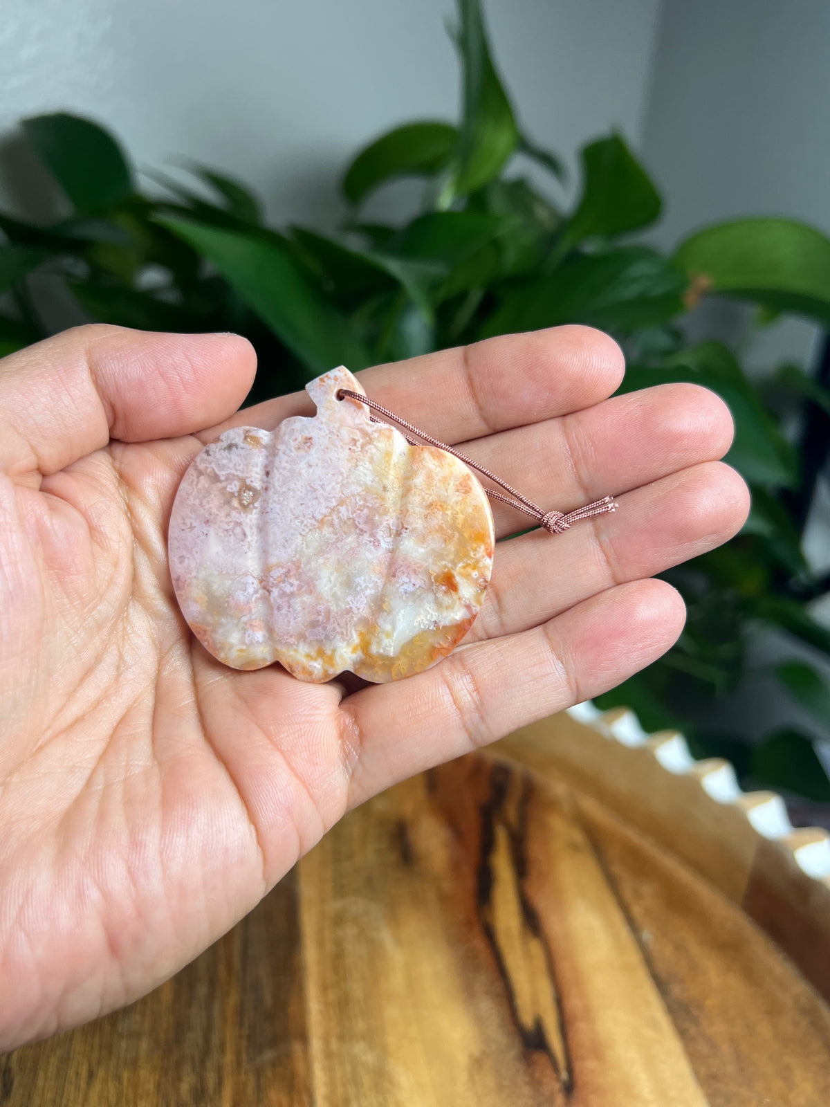 Carnelian Ornament Pumpkin: E