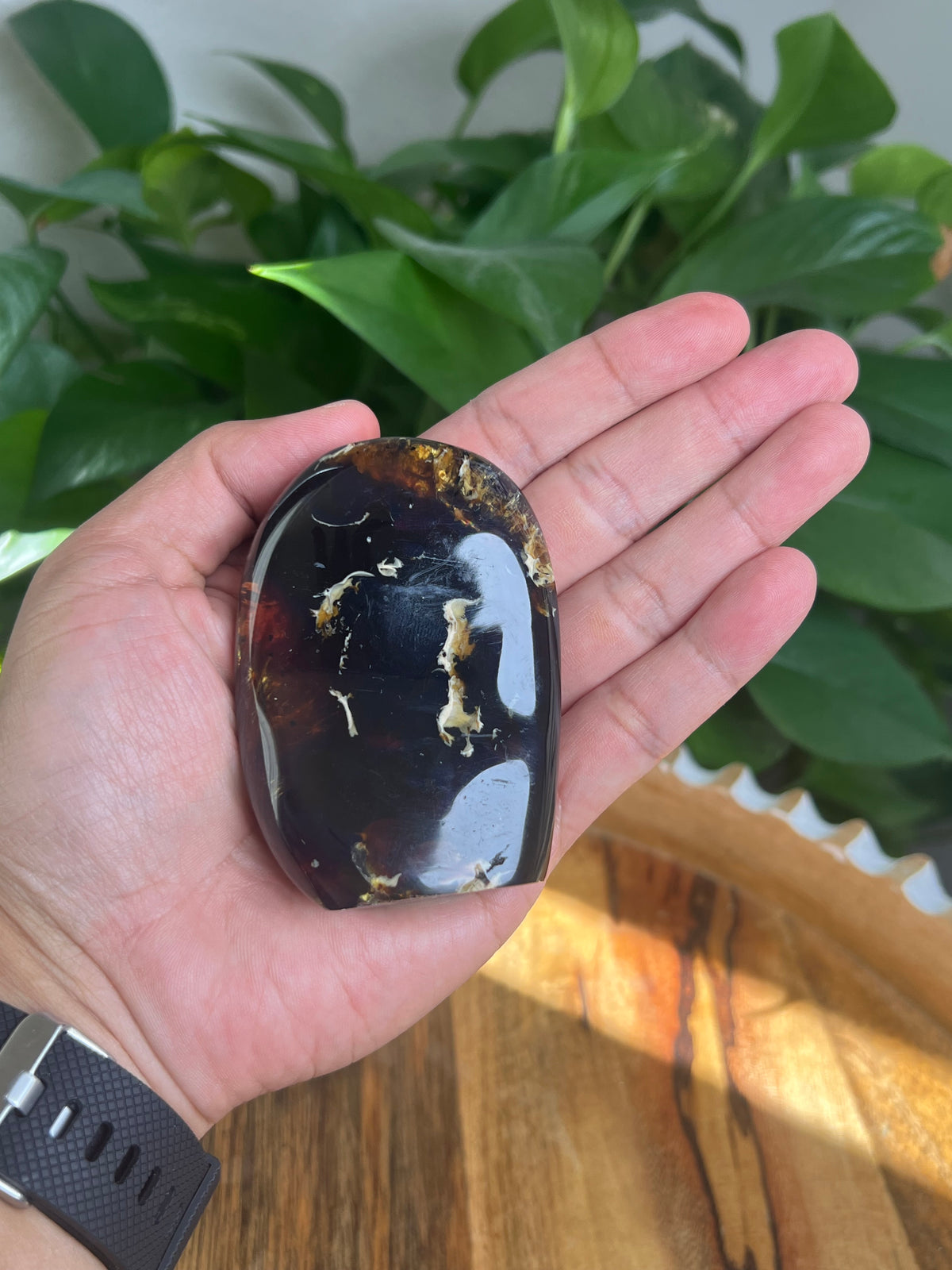 Blue Amber Freeform: O