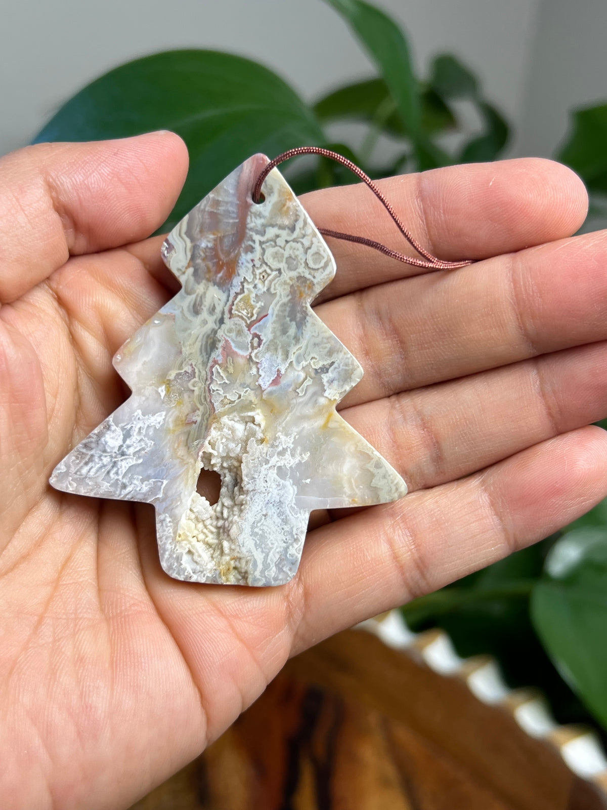 Sumatra Plume Agate Ornament Tree: SE