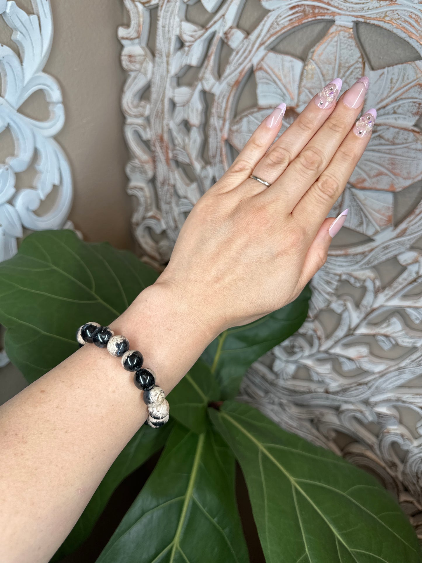 Palm Root Beaded Bracelet (12mm)