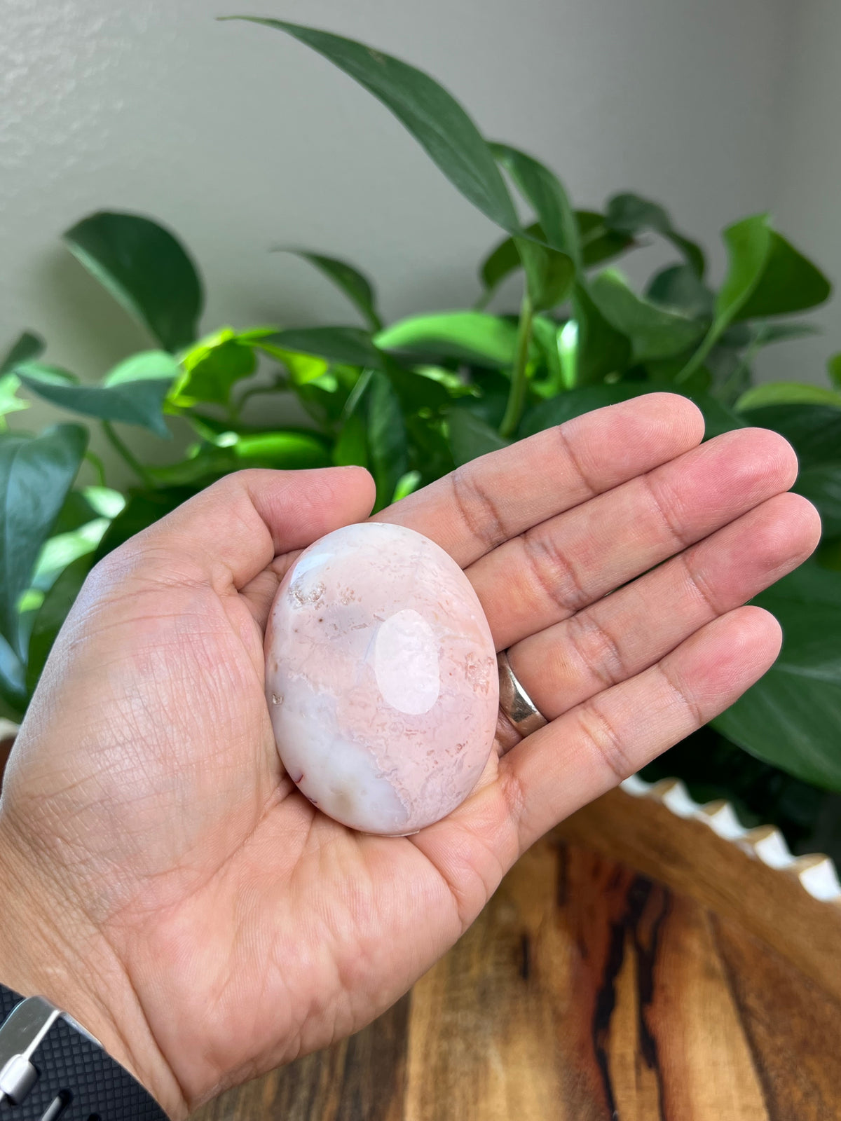 Pink Carnelian Palmstone: BJ