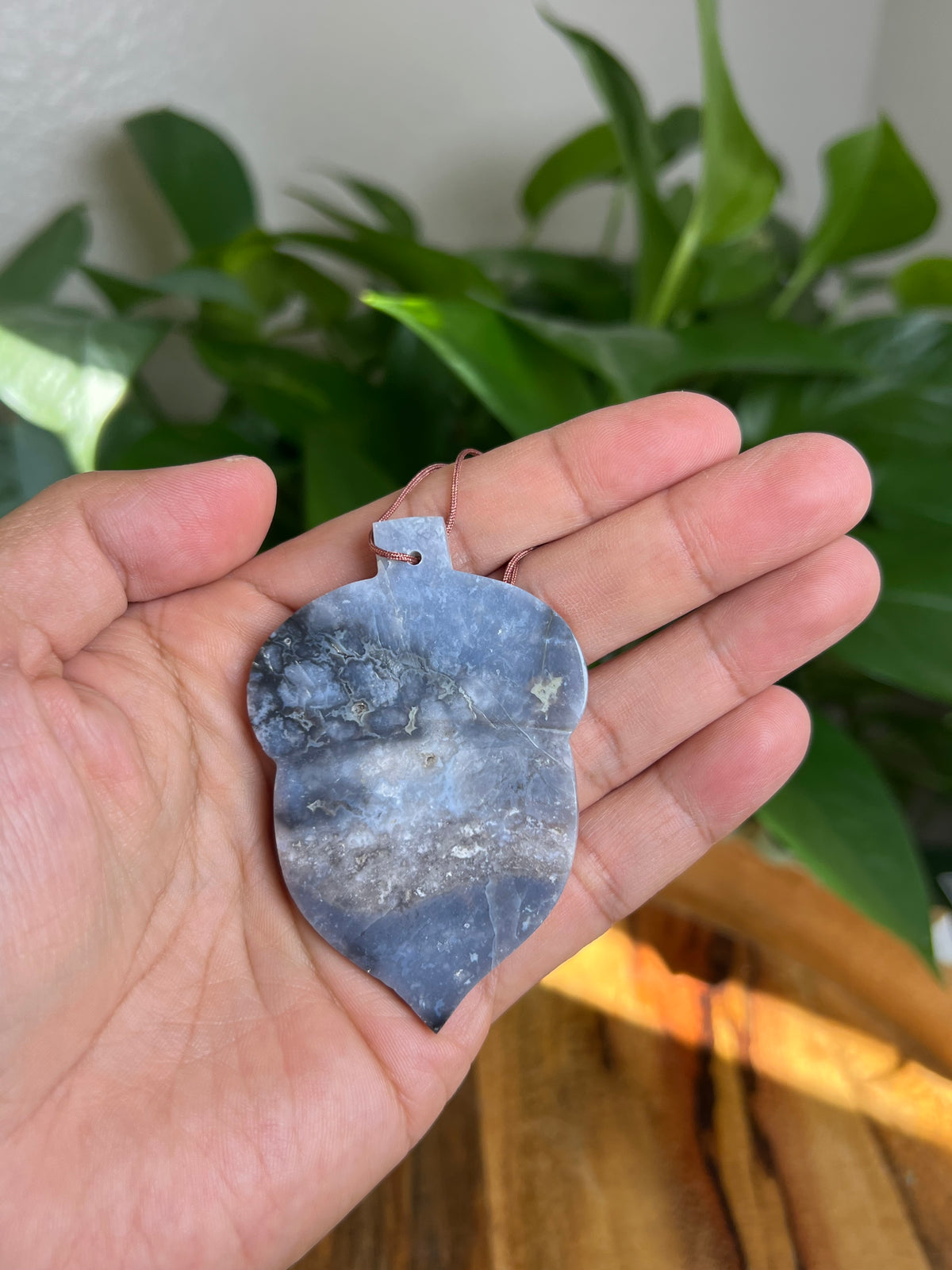 Blue Plume Agate Ornament Acorn: CN