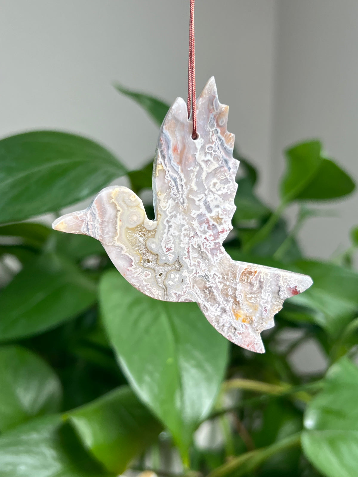 Sumatra Plume Agate Ornament Hummingbird: PH