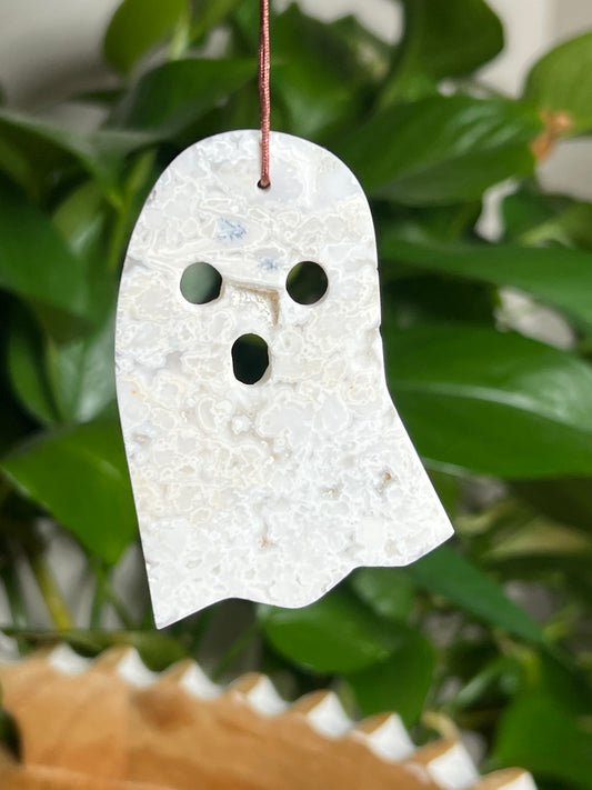 White Plume Agate Ornament Ghost: AH