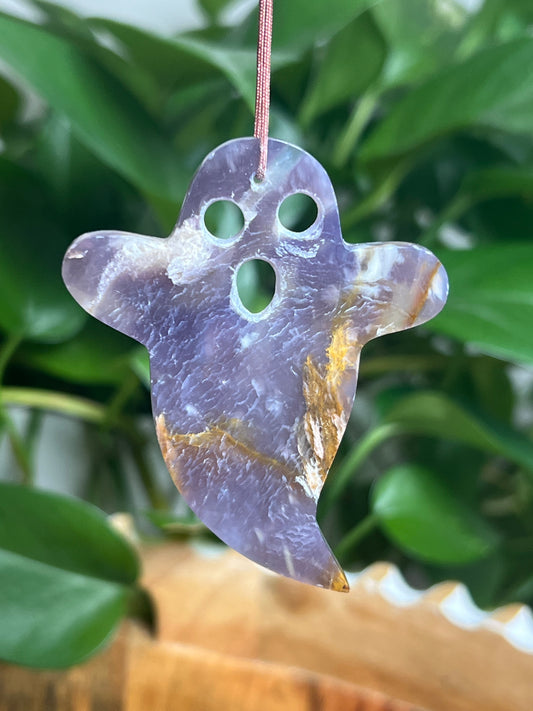 Purple Chalcedony Ornament Ghost: I