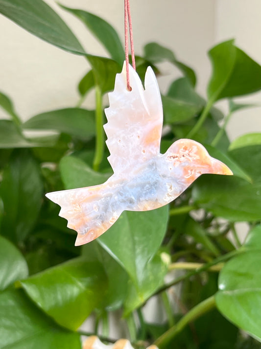 Rainbow Plume Agate Hummingbird: LE