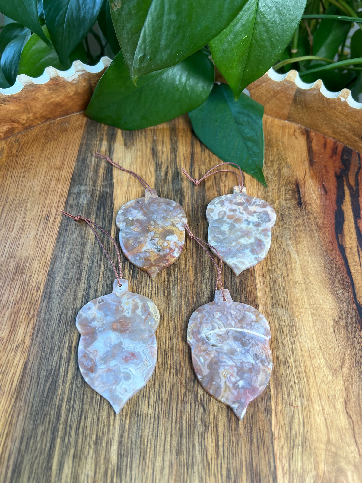 Sumatra Plume Agate Acorn Ornaments