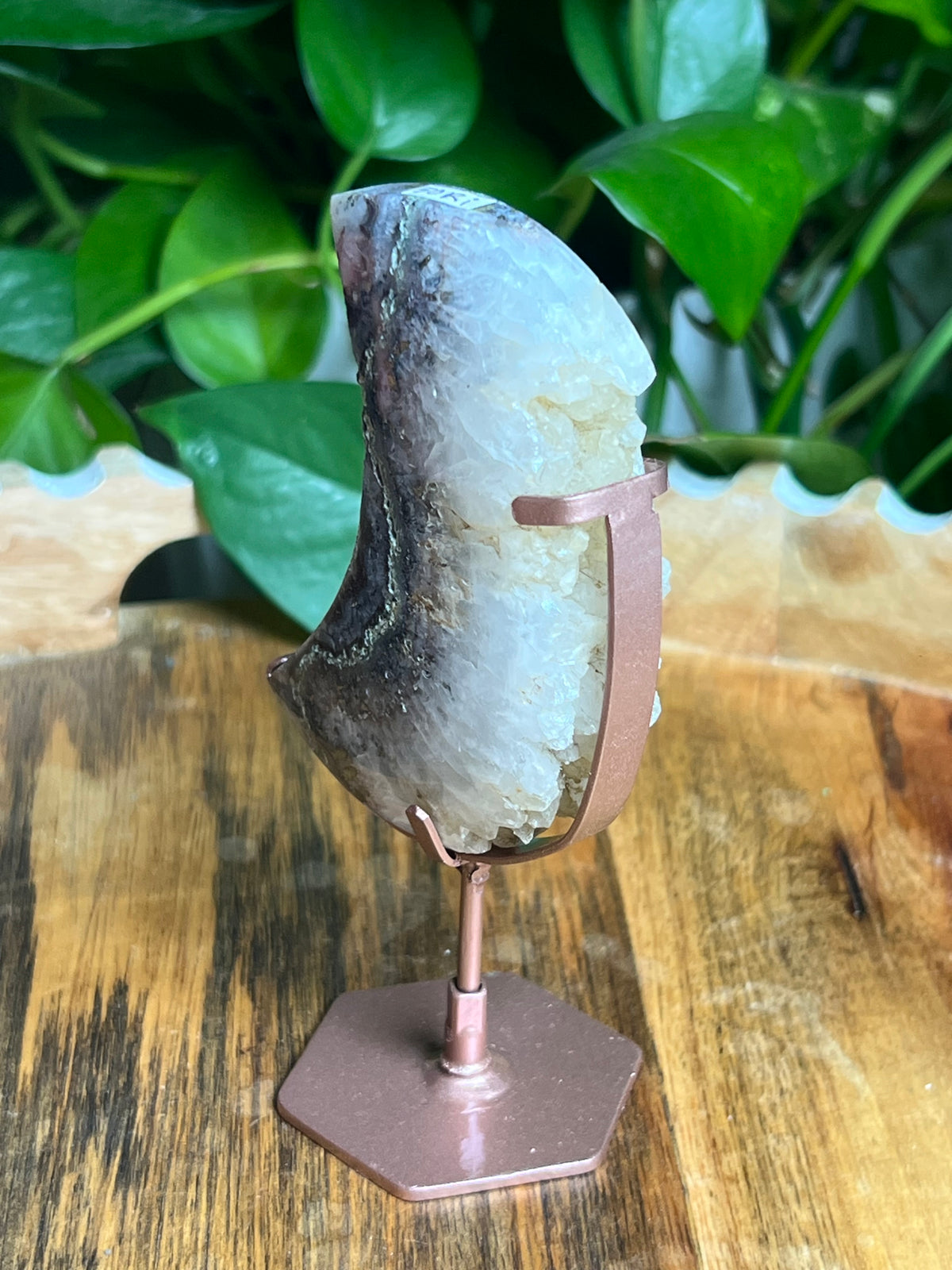 Amethyst Agate Moon: Ari