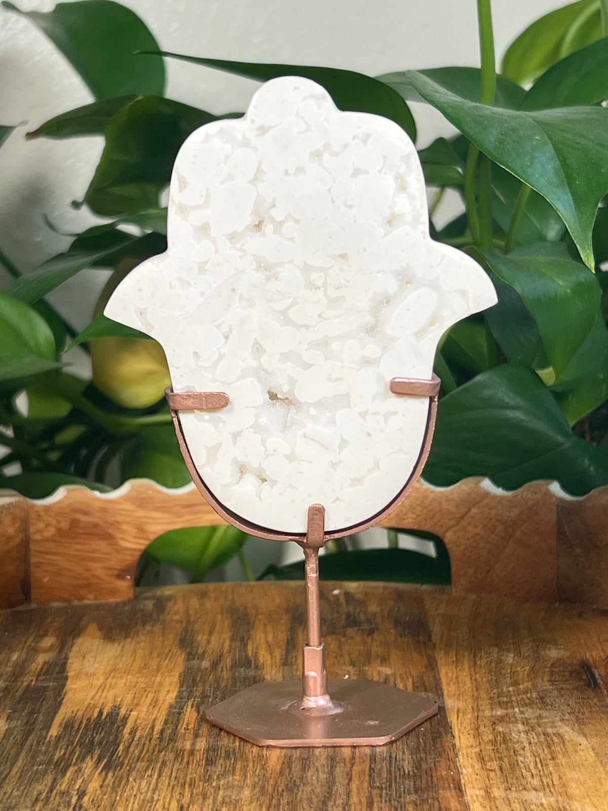 White Plume Agate Hamsa