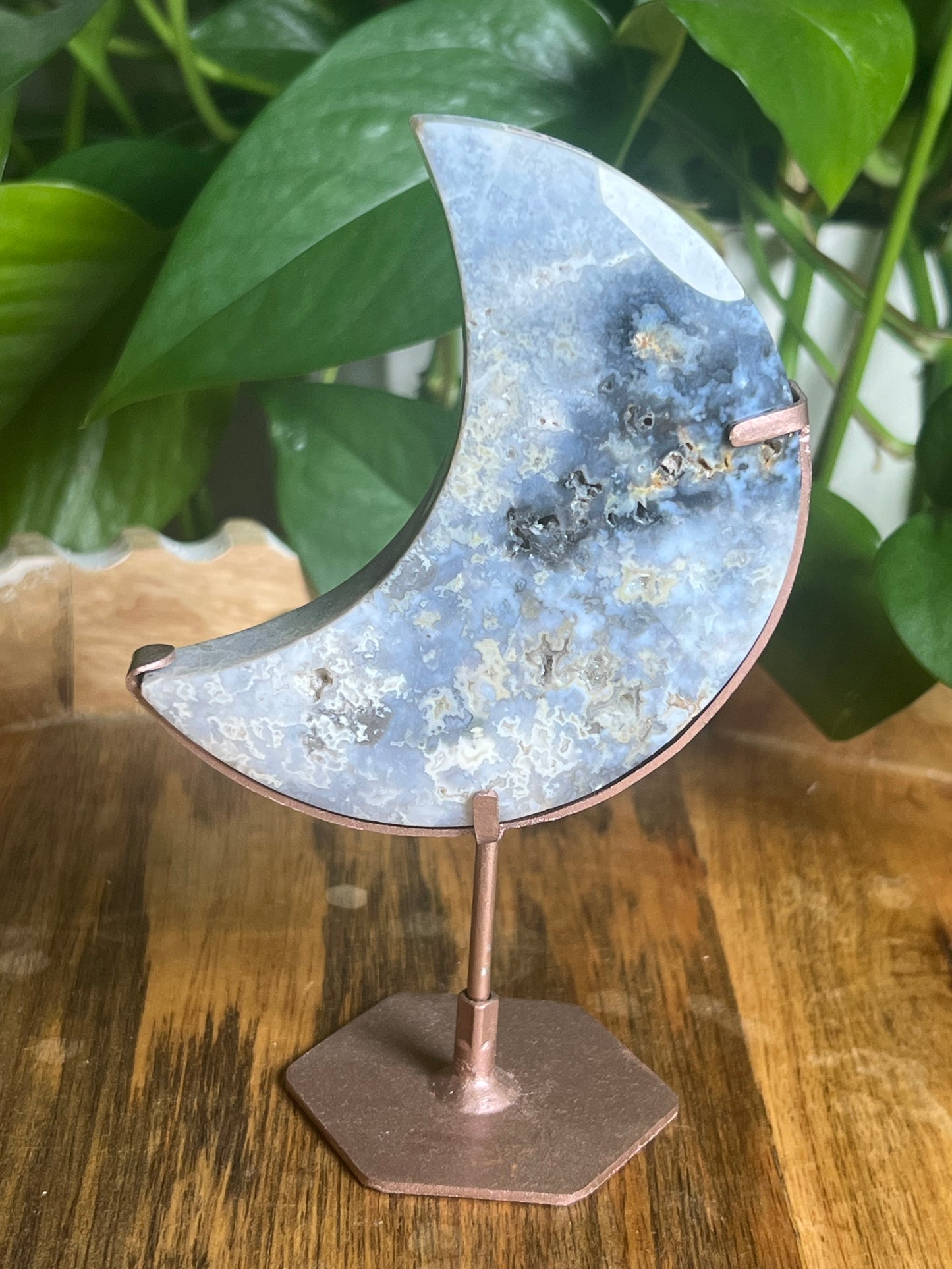 Blue Plume Agate Moon KQ