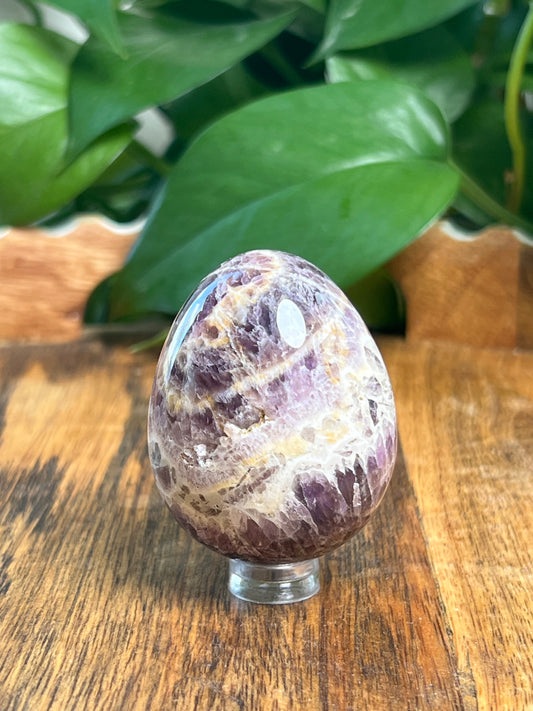 Indonesian Amethyst Egg: Ai