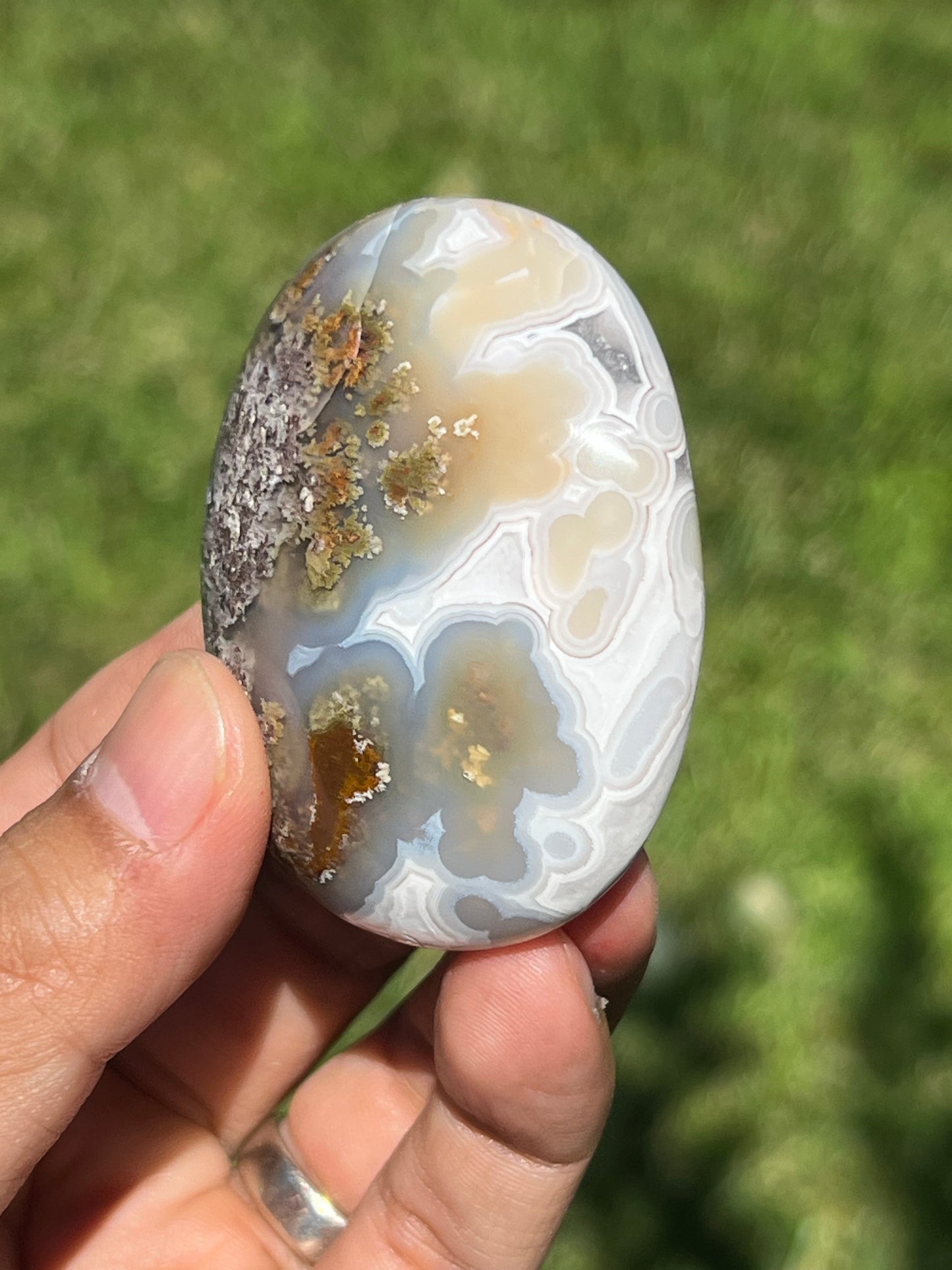 Scenic Moss Agate Palmstone PL
