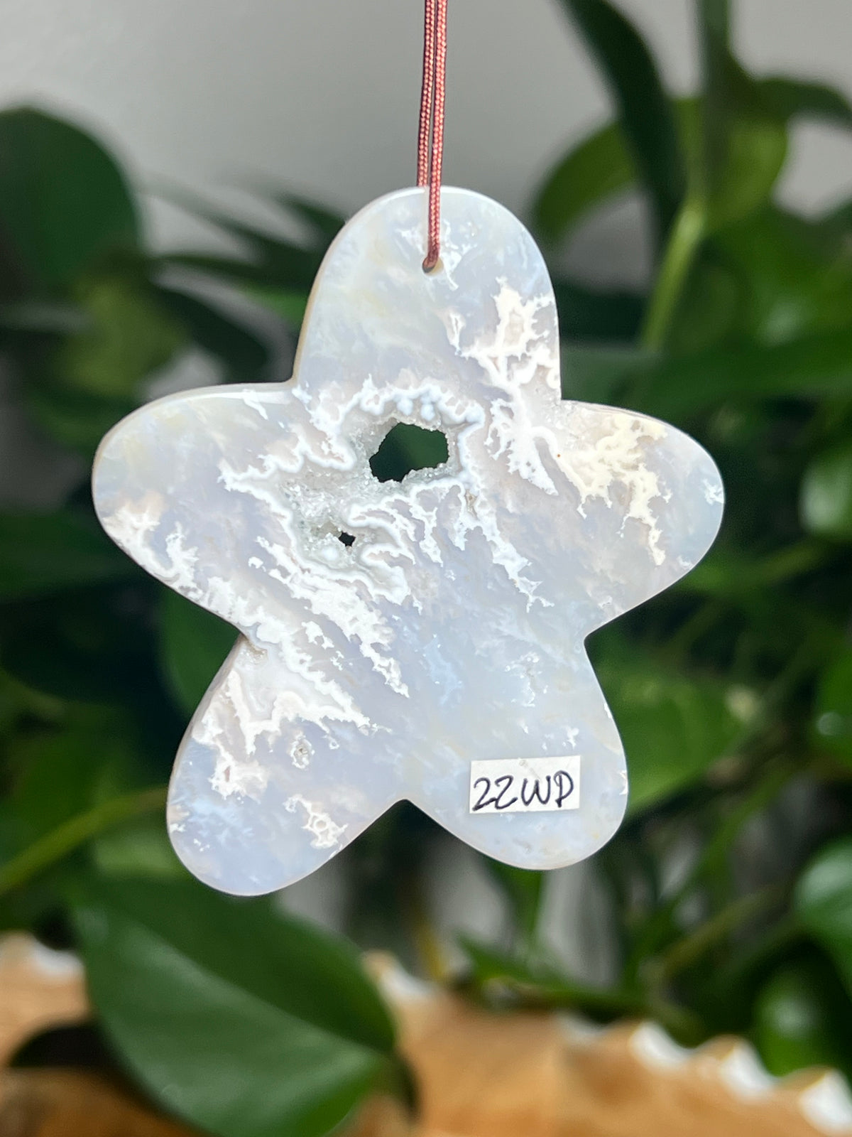 Winter Plume Agate Ornament Gingerbread: WD