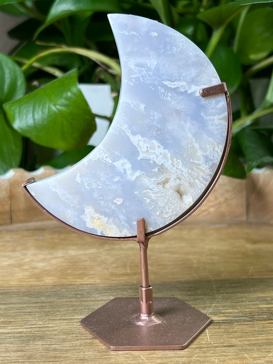 Winter Plume Agate Moon