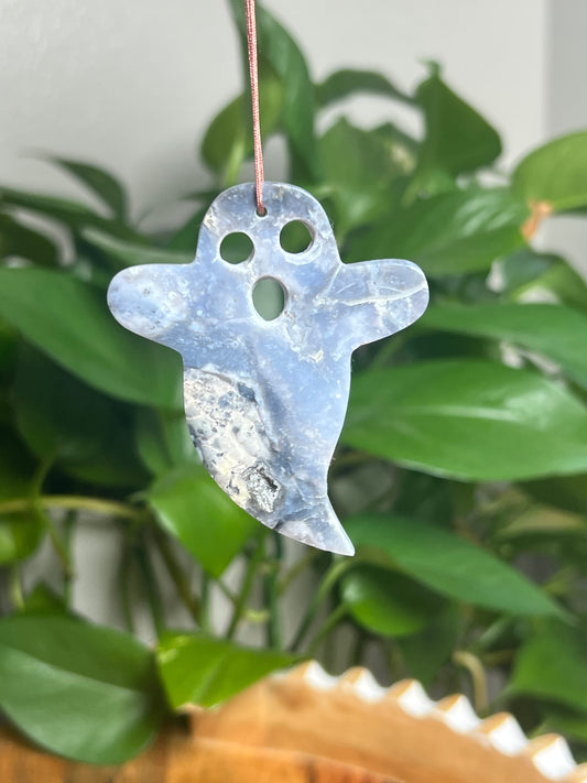 Blue Plume Agate Ornament Ghost: CE