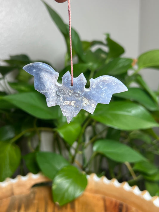 Blue Plume Agate Ornament Bat: DG