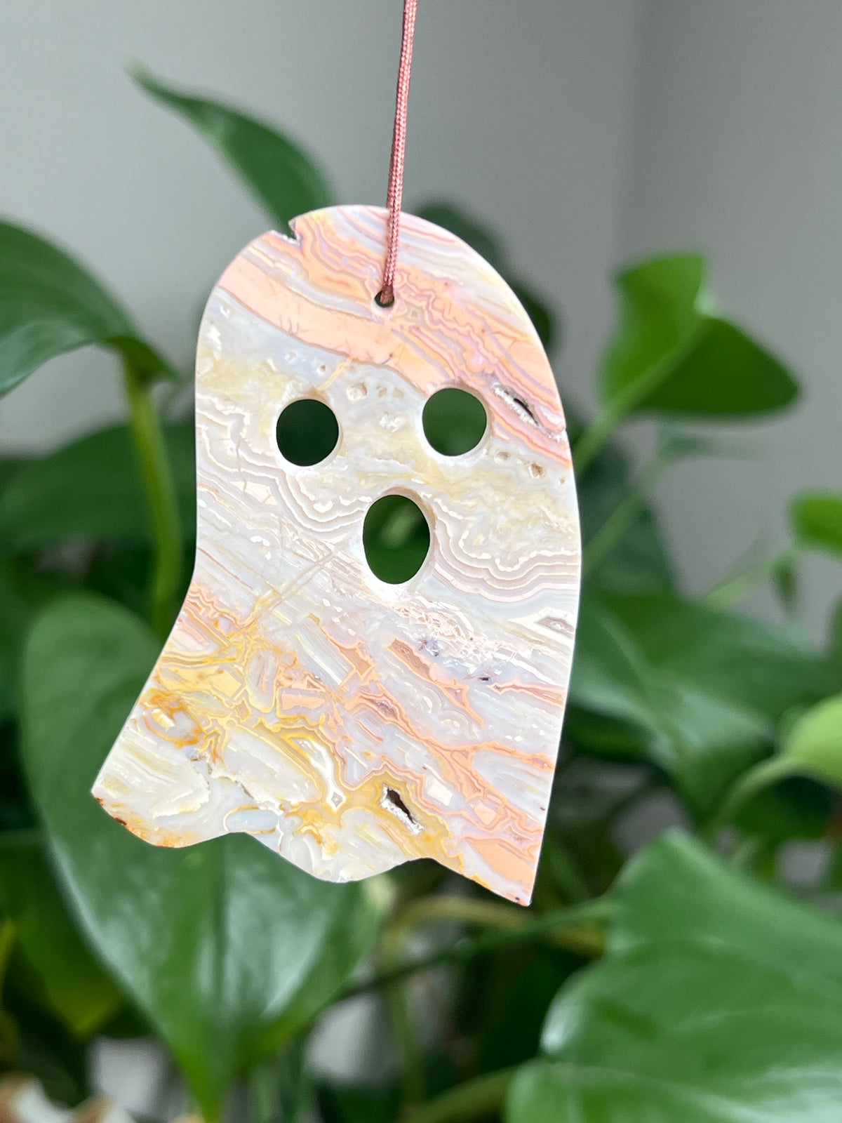 Crazy Lace Agate Ornament Ghost: DT