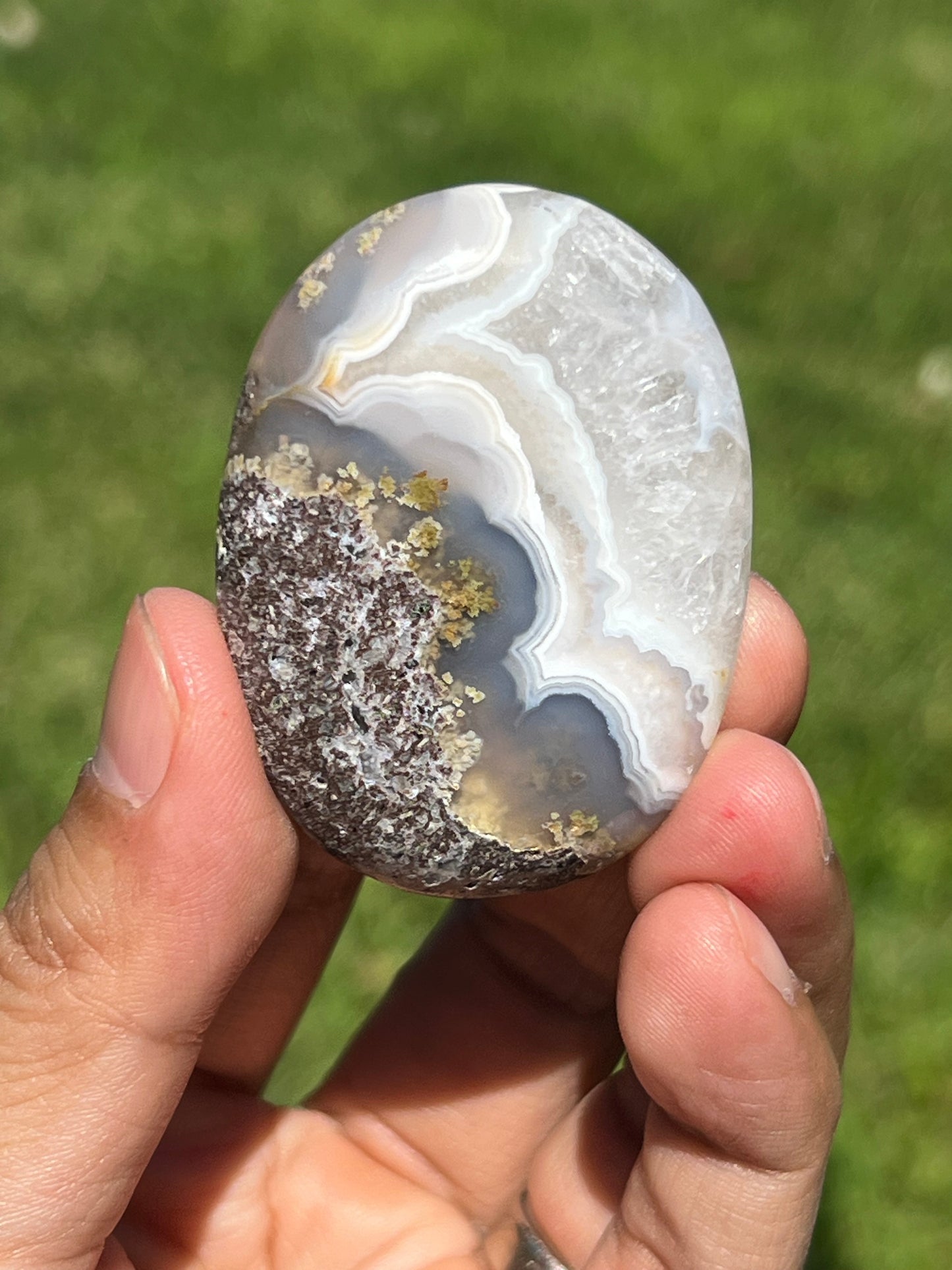 Scenic Moss Agate Palmstone KA