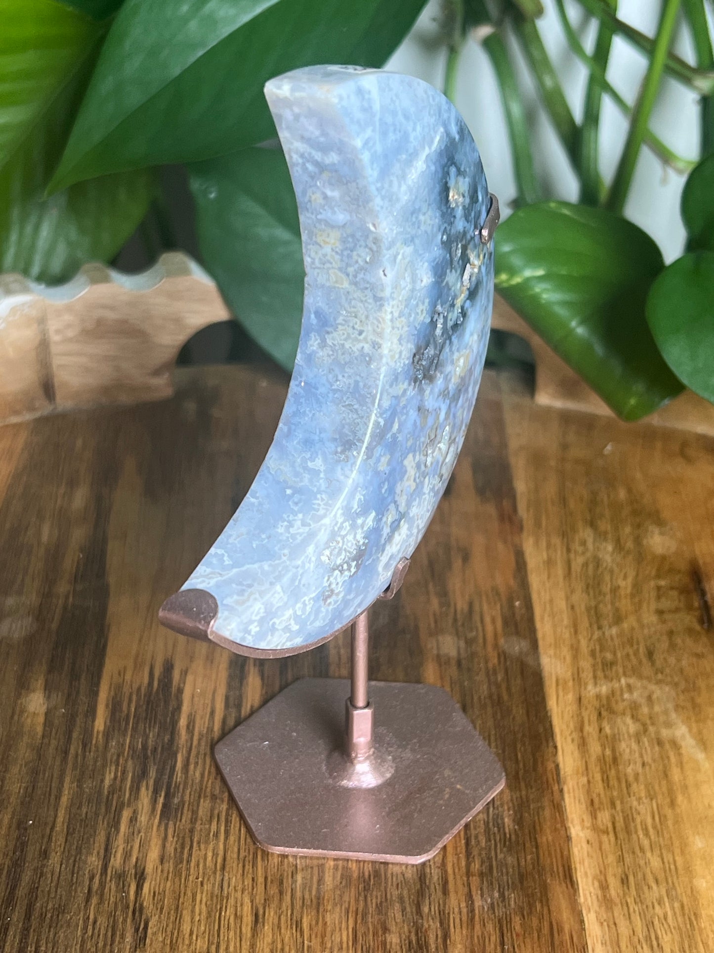 Blue Plume Agate Moon KQ