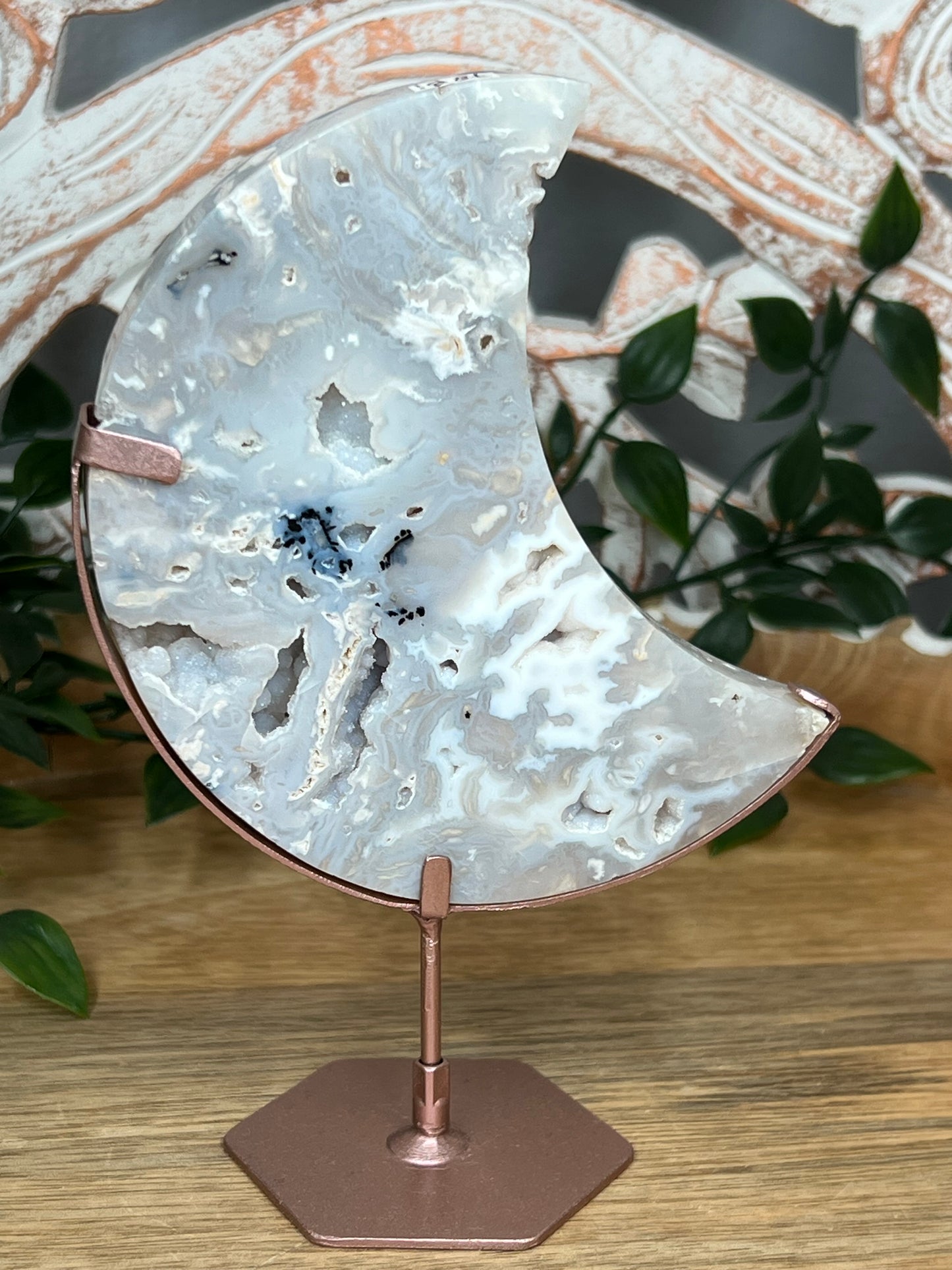 Dendritic Tiger Agate Moon