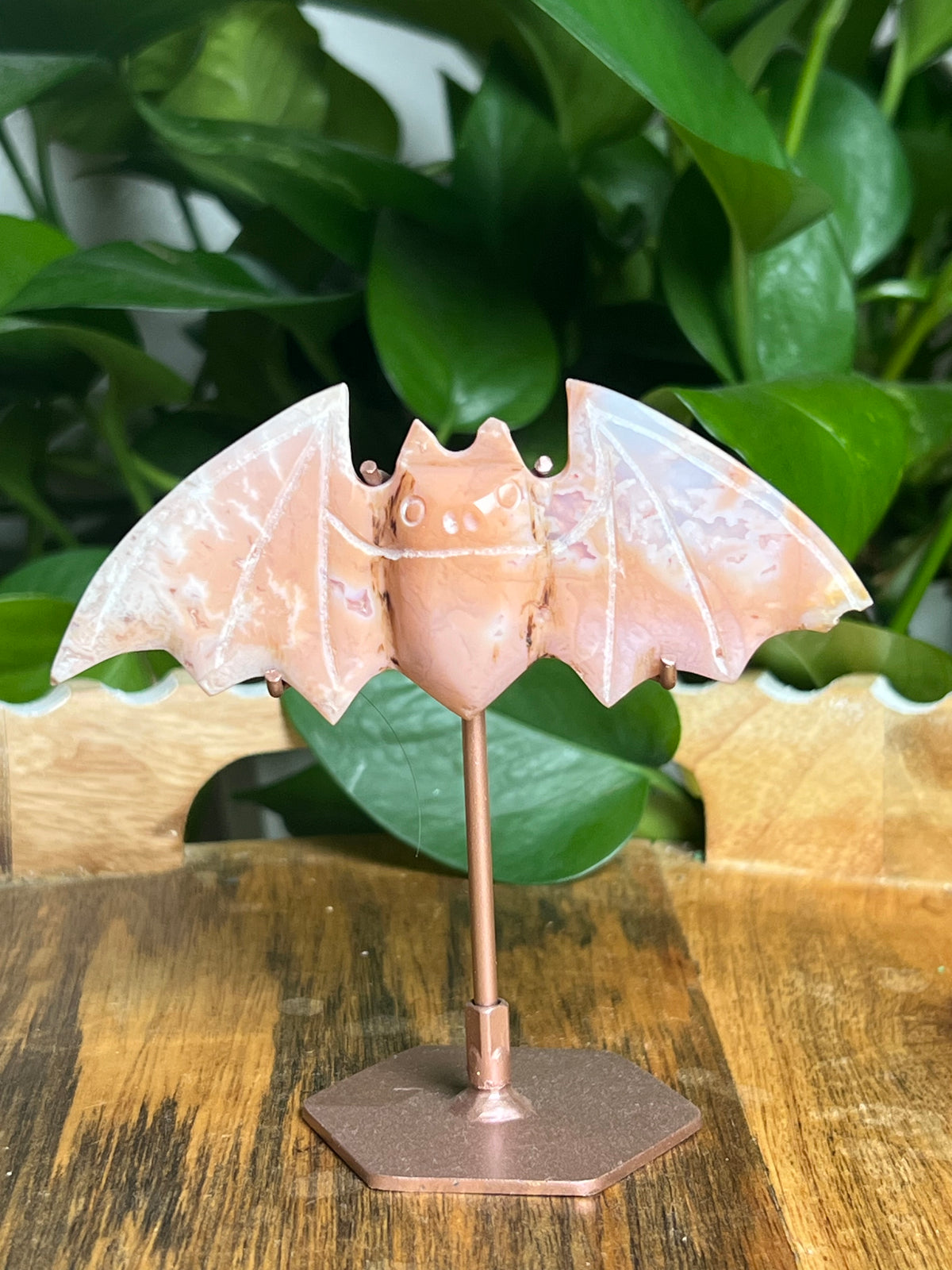 Pink carnelian Bat: MK