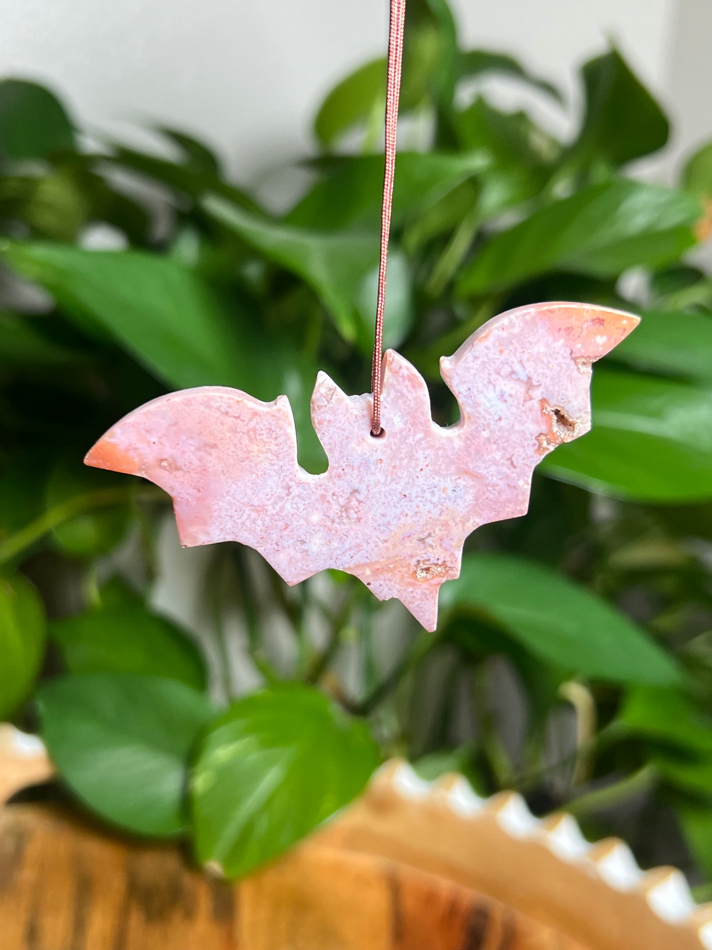 Carnelian Ornament Bat: X