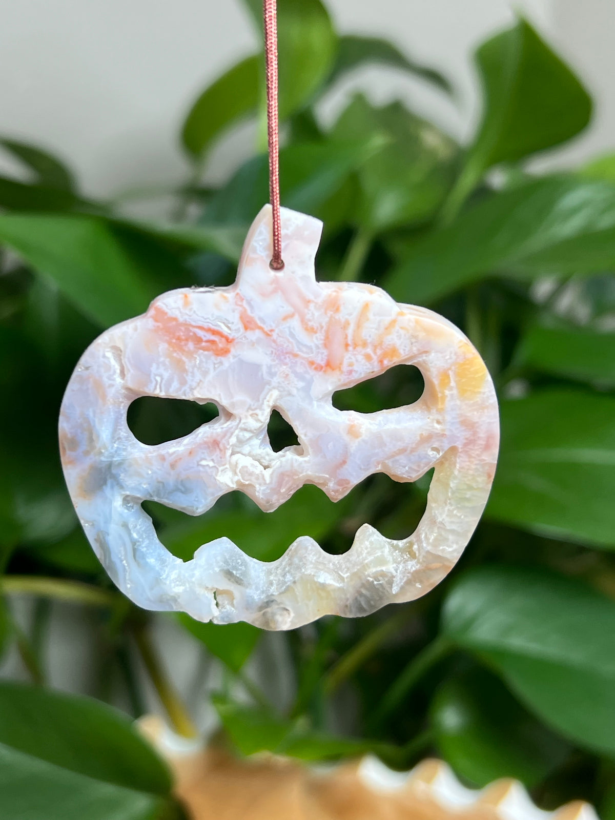 Rainbow Plume Agate Ornament Pumpkin: Ni