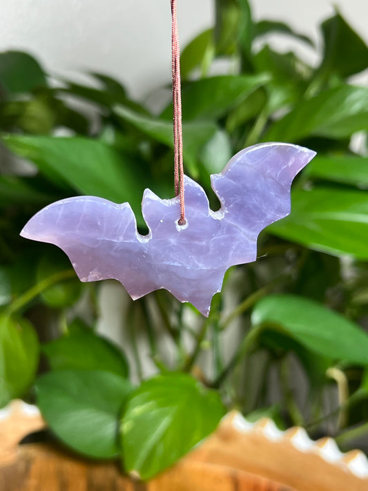 Purple Chalcedony Ornament Bat: PA