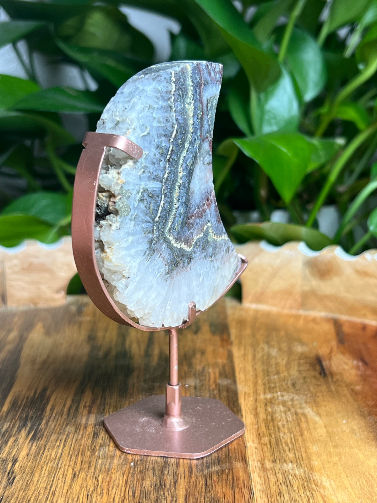 Amethyst Agate Moon: DK