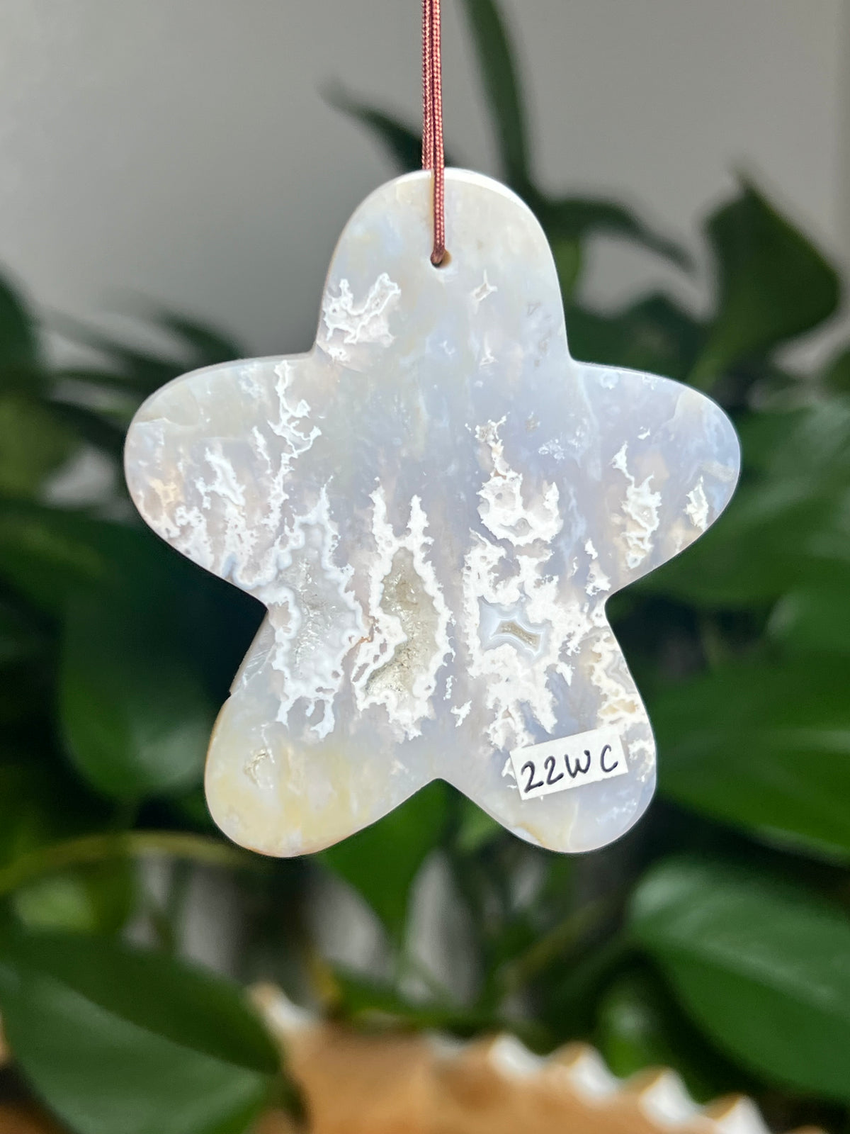 Winter Plume Agate Ornament Gingerbread: WC