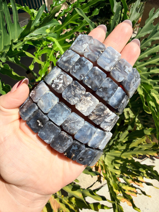Blue Plume Agate Rectangle Beaded Bracelet (17mm)