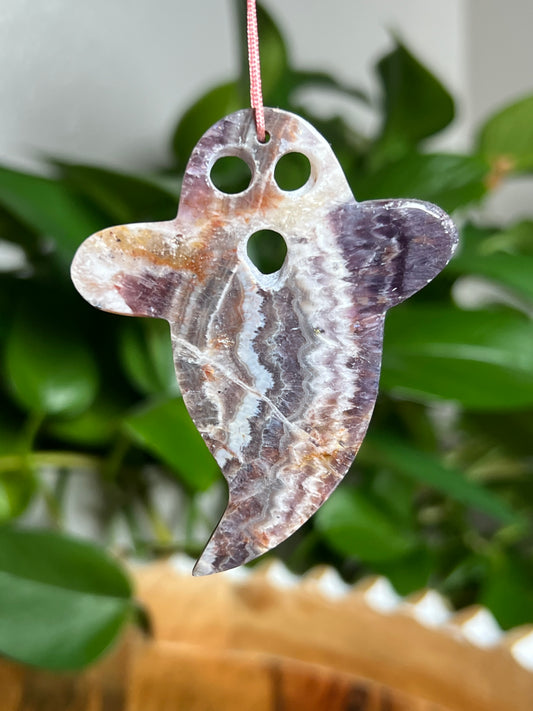 Indonesian Amethyst Ornament Ghost: AK