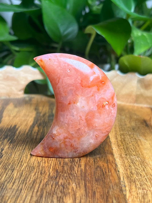 Pink Carnelian Self Standing Moon: HK