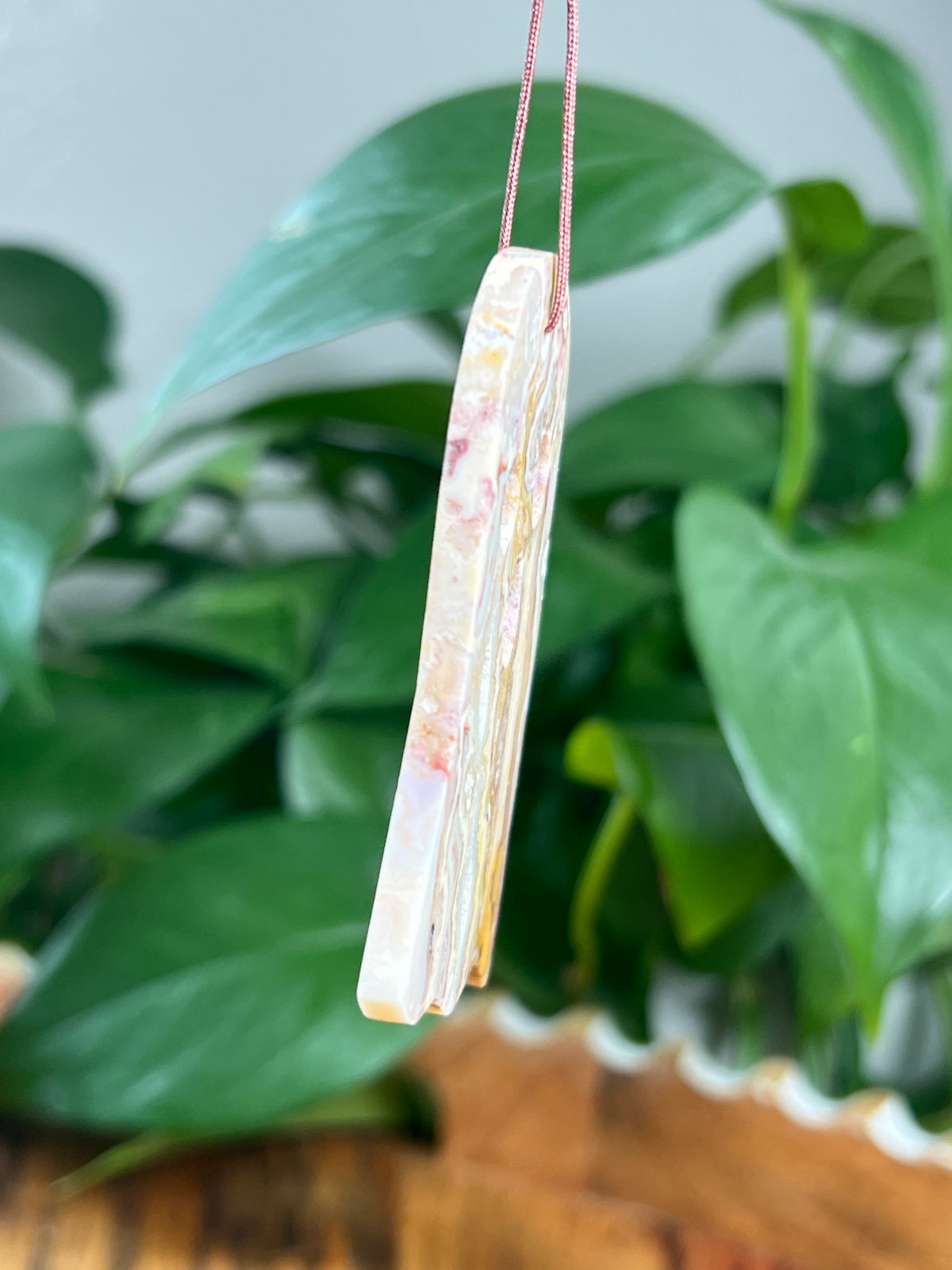 Crazy Lace Agate Ornament Ghost: DY