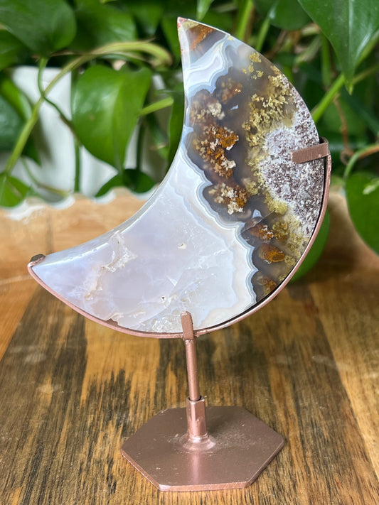 Scenic Moss Agate Moon