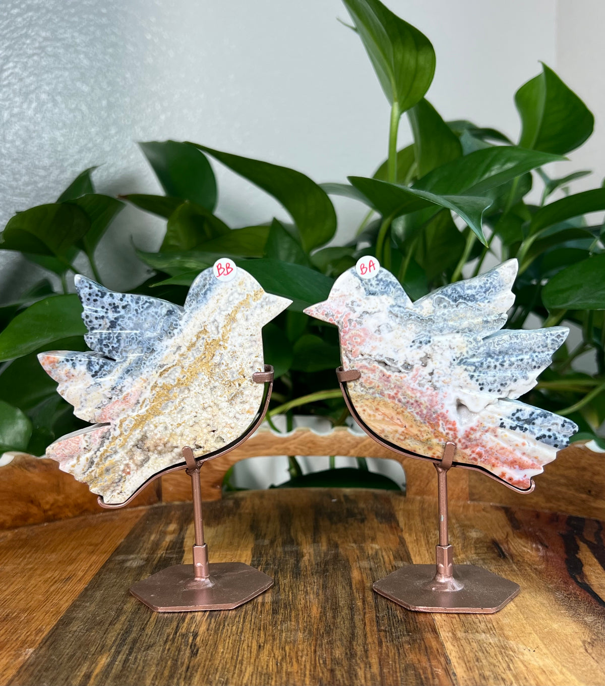 Sea Jasper On Metal Stand Birds