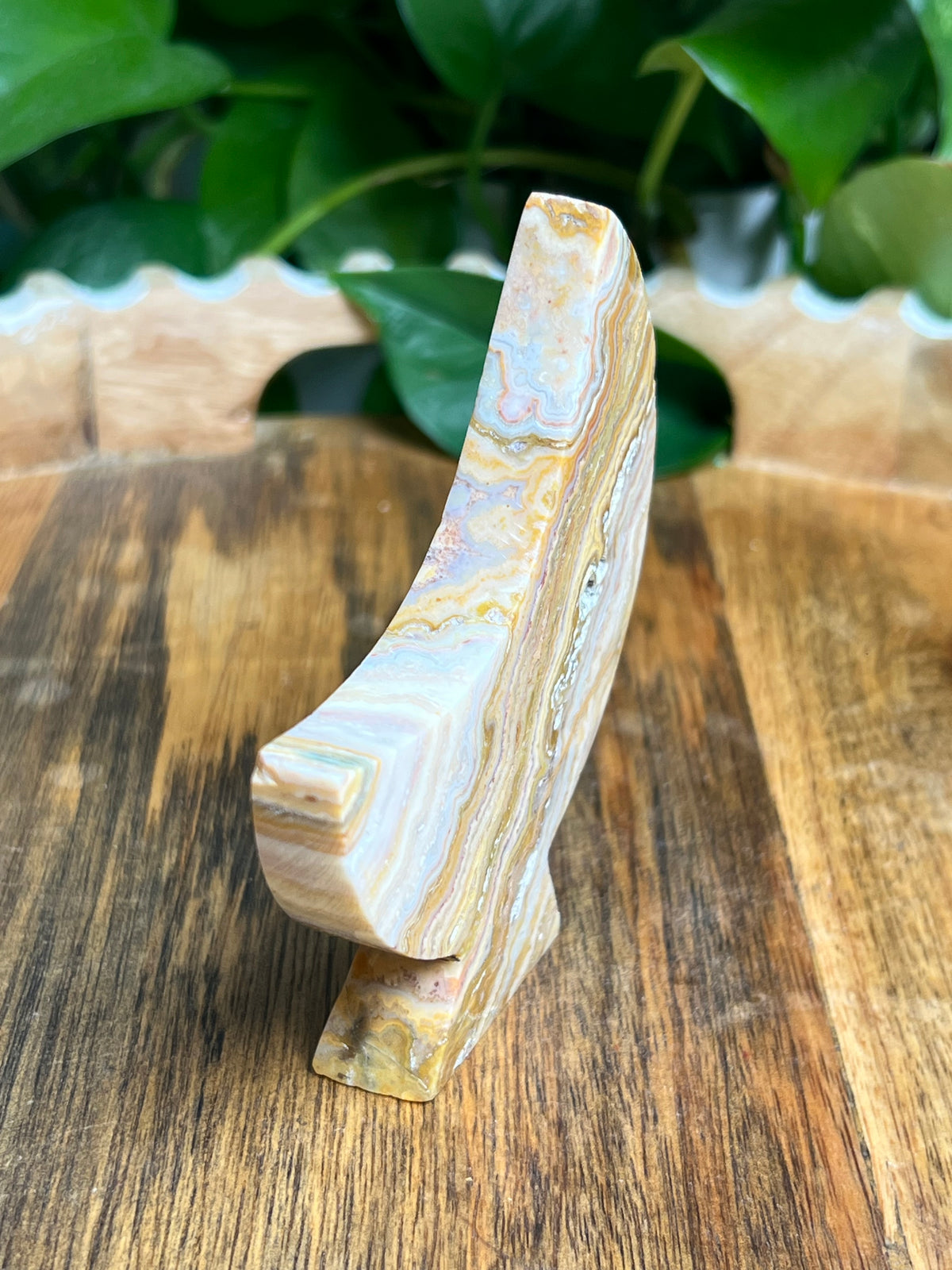 Crazy Lace Agate Self Standing Moon: DA