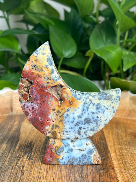 Marcasite Self Standing Moon: BR