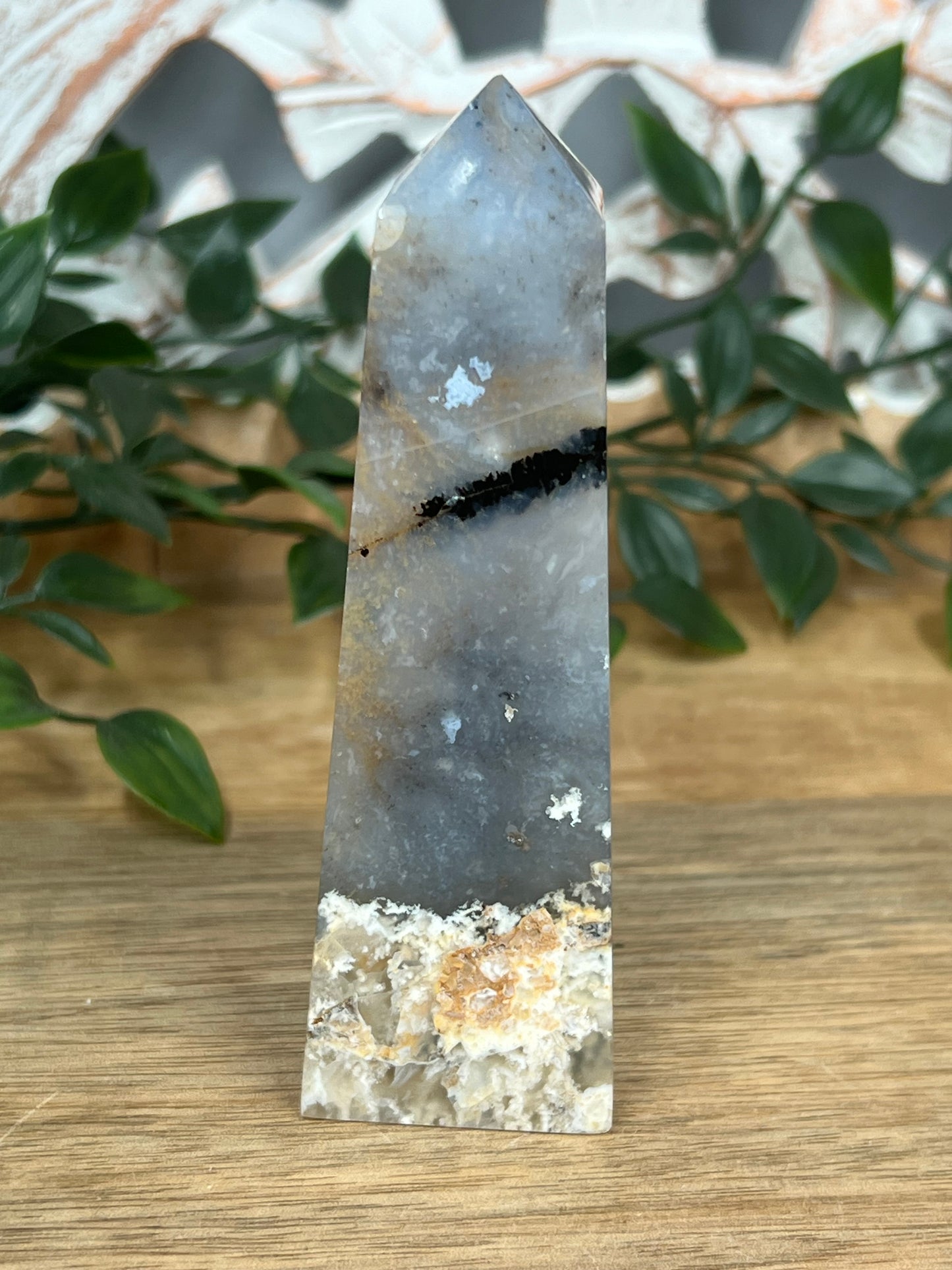 Dendritic Tiger Agate Tower