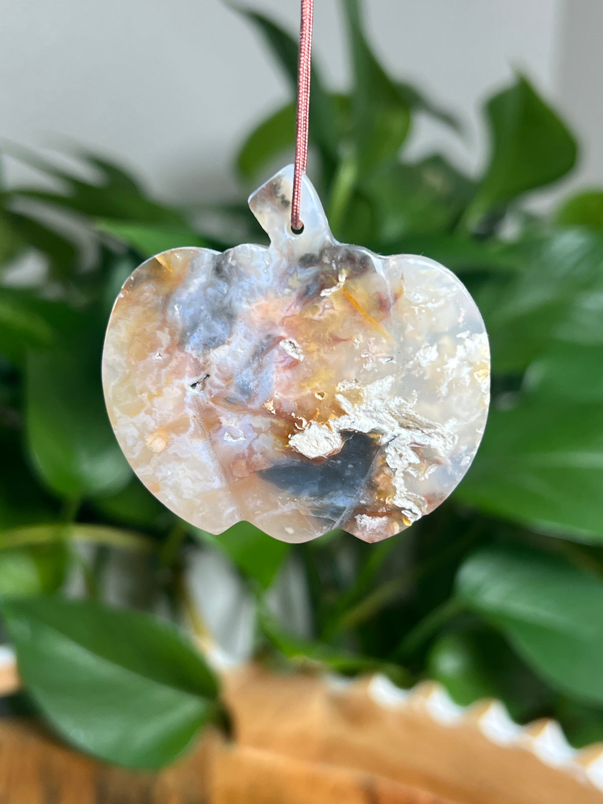 Rainbow Plume Agate Ornament Pumpkin: KR