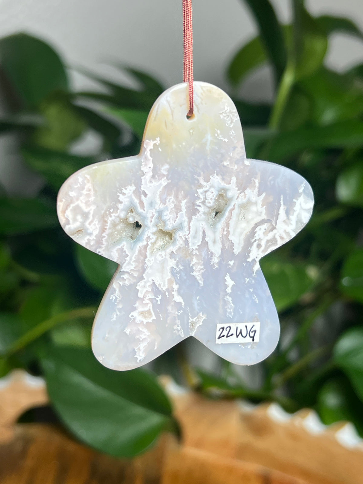 Winter Plume Agate Ornament Gingerbread: WG