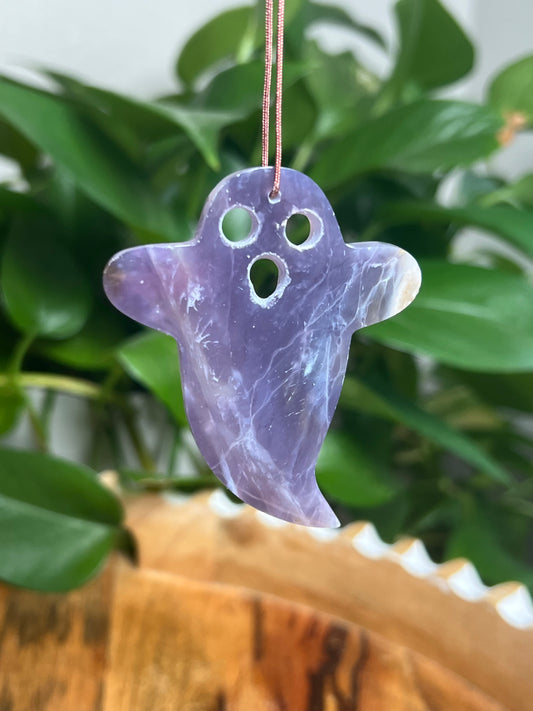 Purple Chalcedony Ornament Ghost: R
