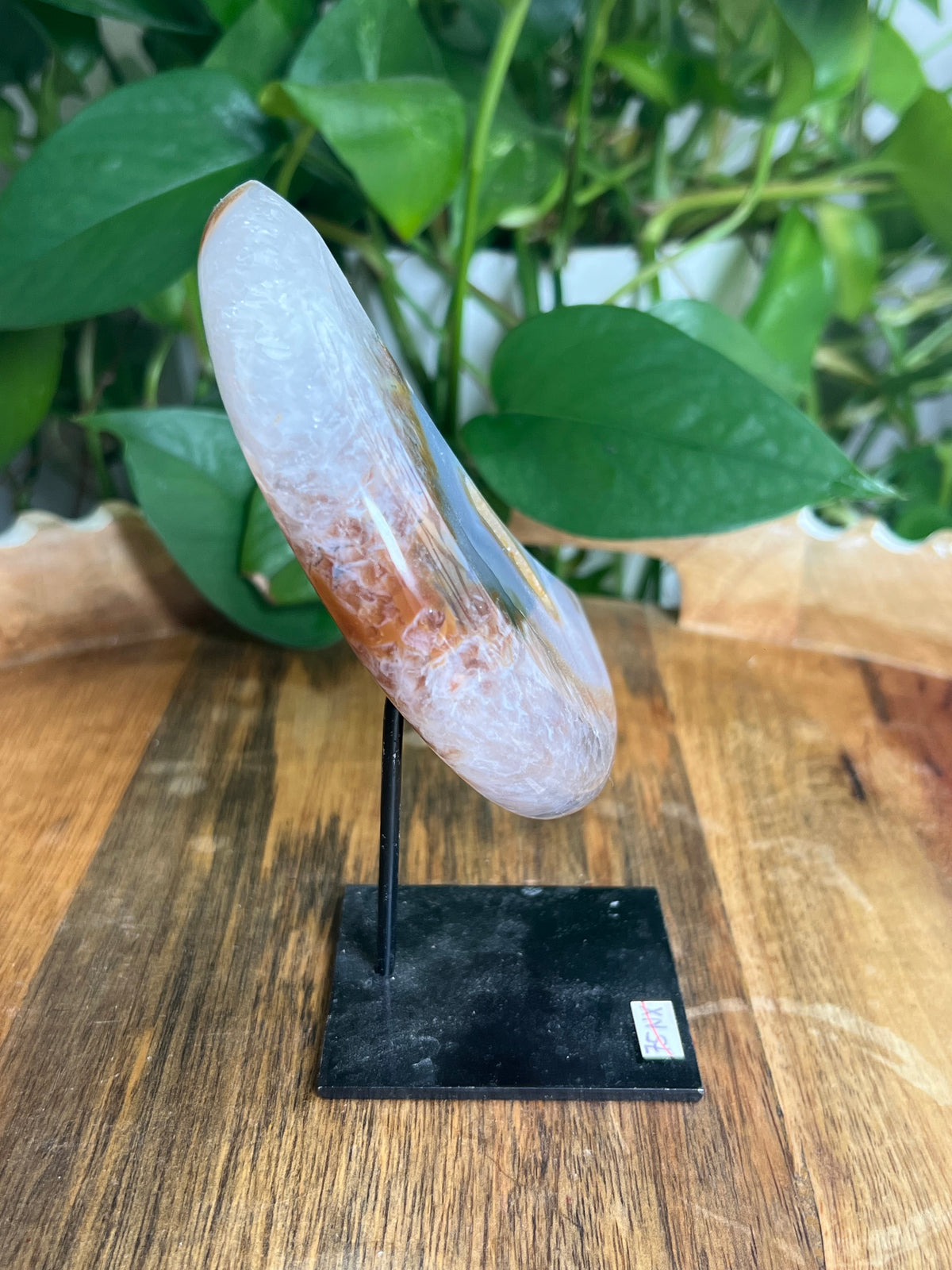 Brazilian Druzy Agate Moon: NX