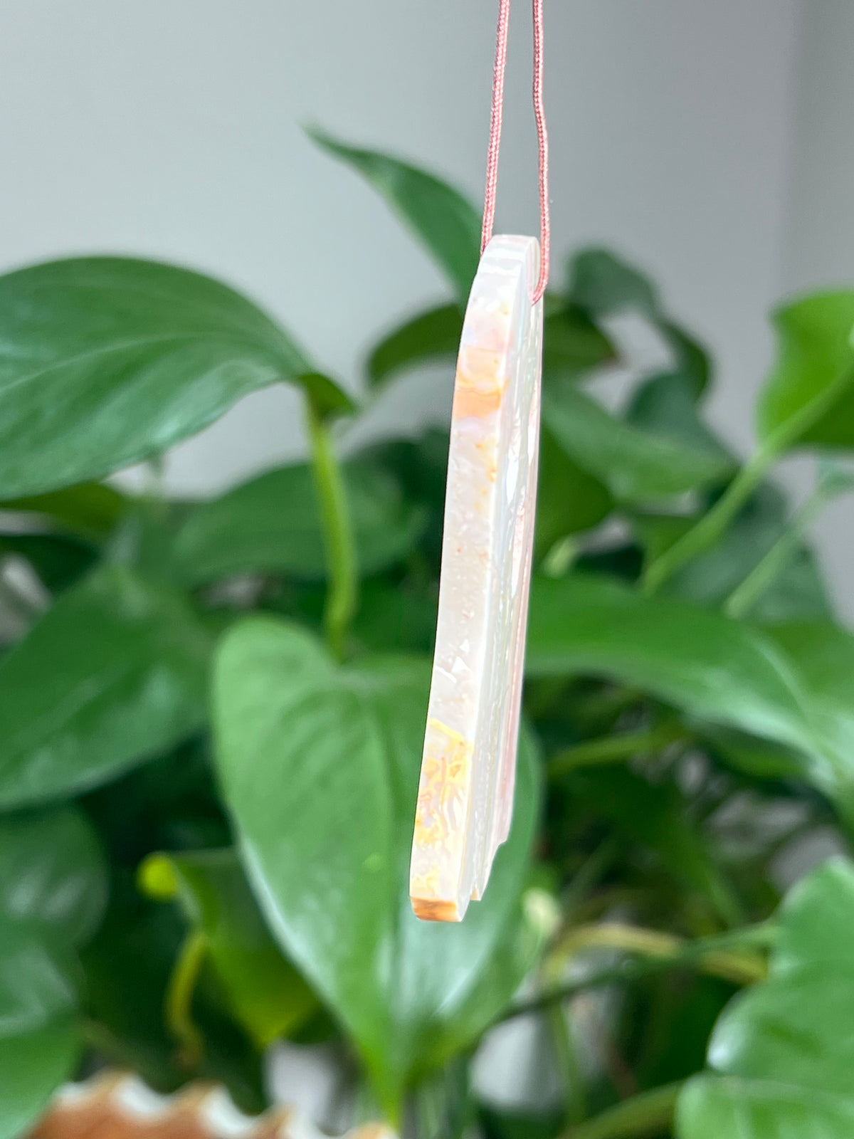 Crazy Lace Agate Ornament Ghost: KB
