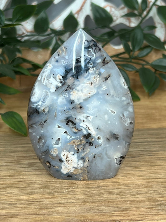 Dendritic Tiger Agate Flame