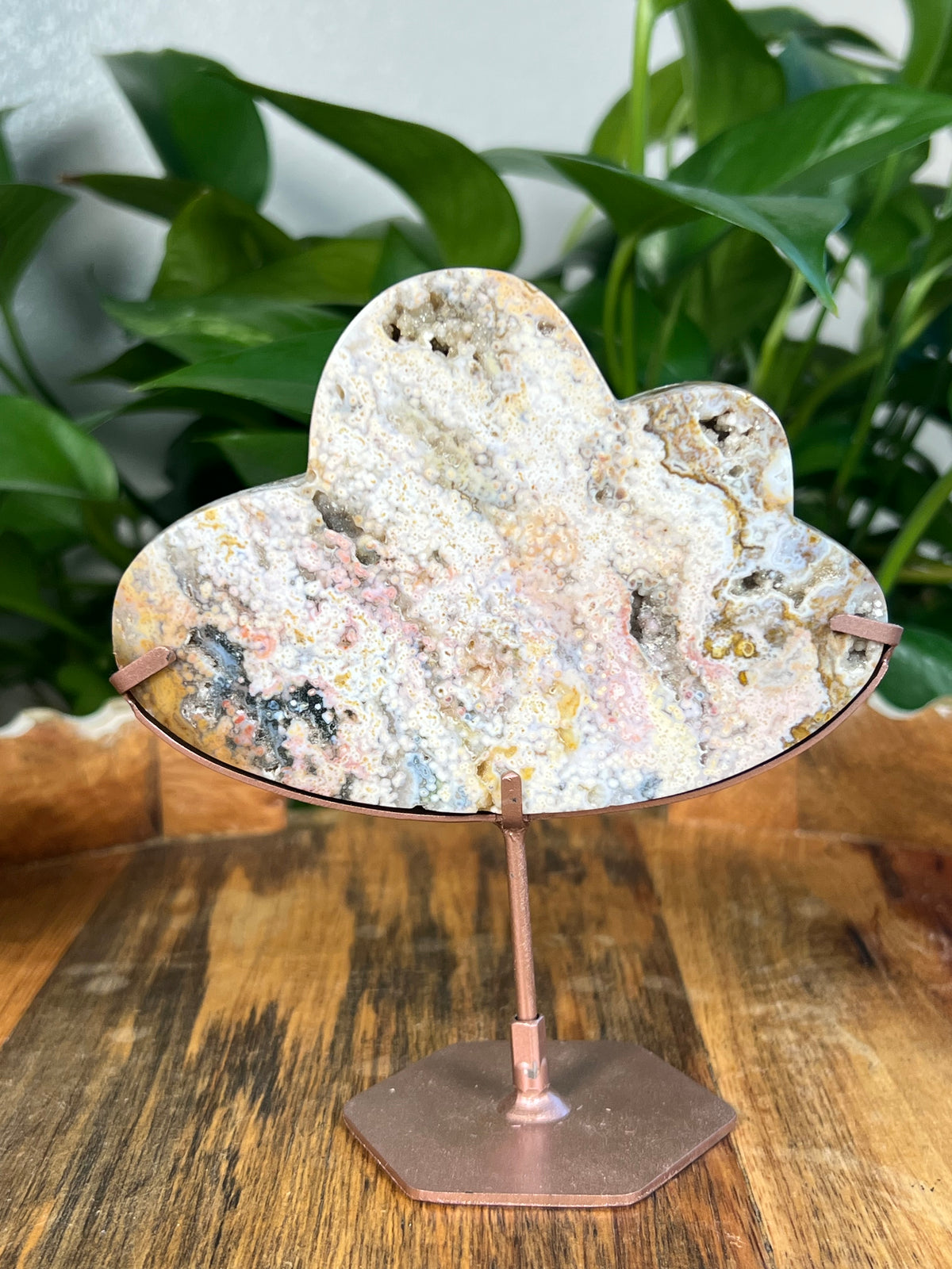 Sea Jasper On Metal stand Clouds