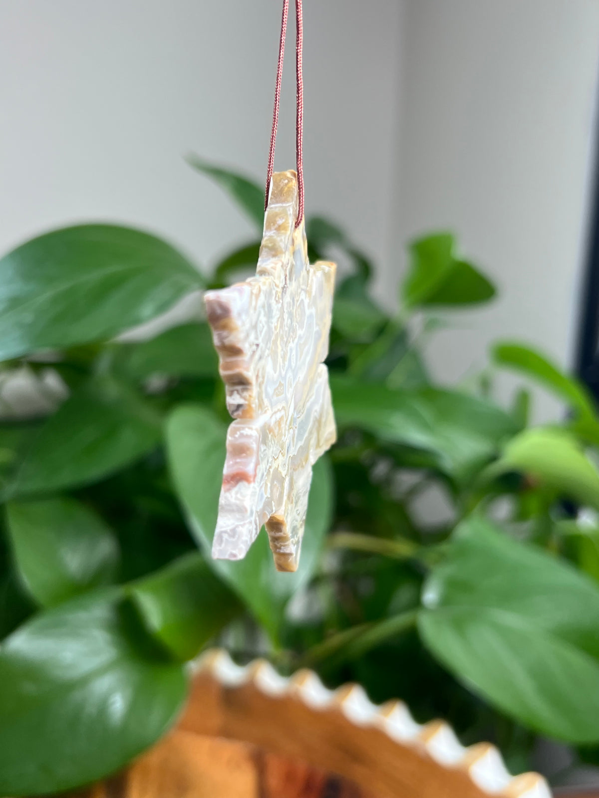 Sumatra Plume Agate Ornament Snowflake: PX
