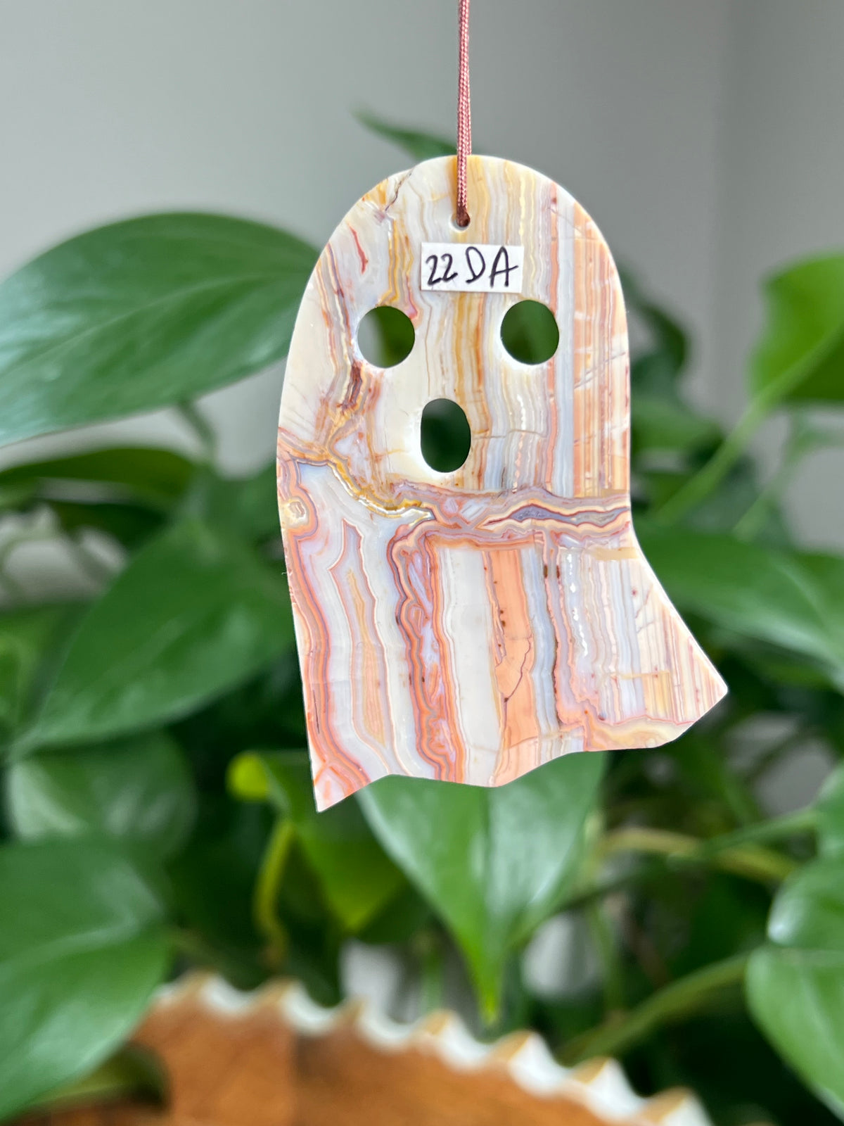 Crazy Lace Agate Ornament Ghost: DA